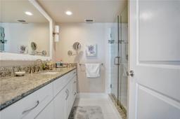 Picture of 7260 Kinghurst Dr # 604, Delray Beach, FL 33446