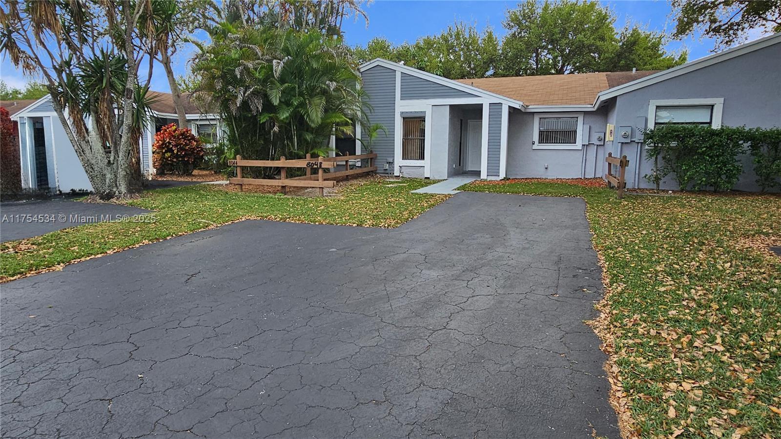 Picture of 8048 NW 41St Ct # 8048, Sunrise, FL 33351