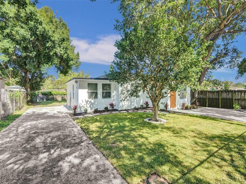 Picture of 2720 SW 13Th Ave, Fort Lauderdale FL 33315