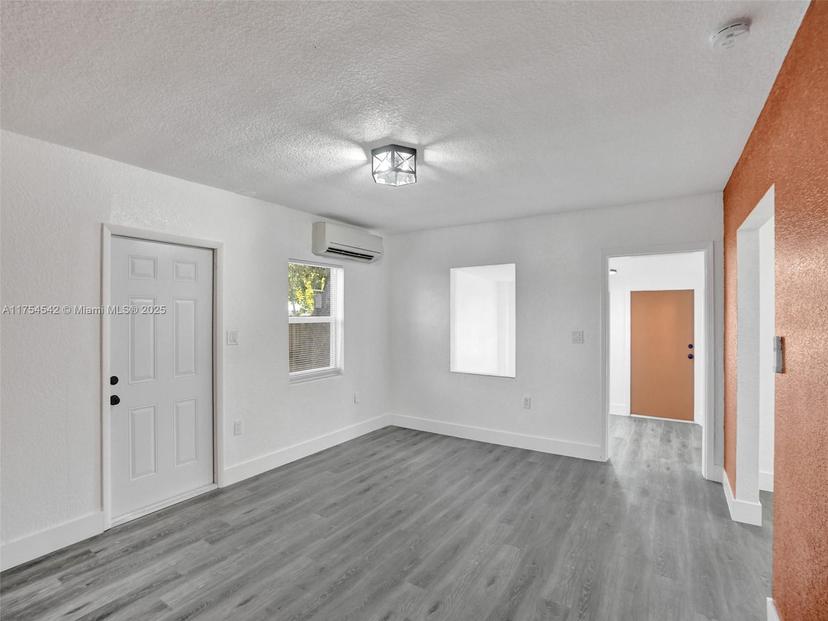 Picture of 2720 SW 13Th Ave, Fort Lauderdale FL 33315