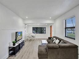 Picture of 905 SW 22Nd St, Fort Lauderdale, FL 33315