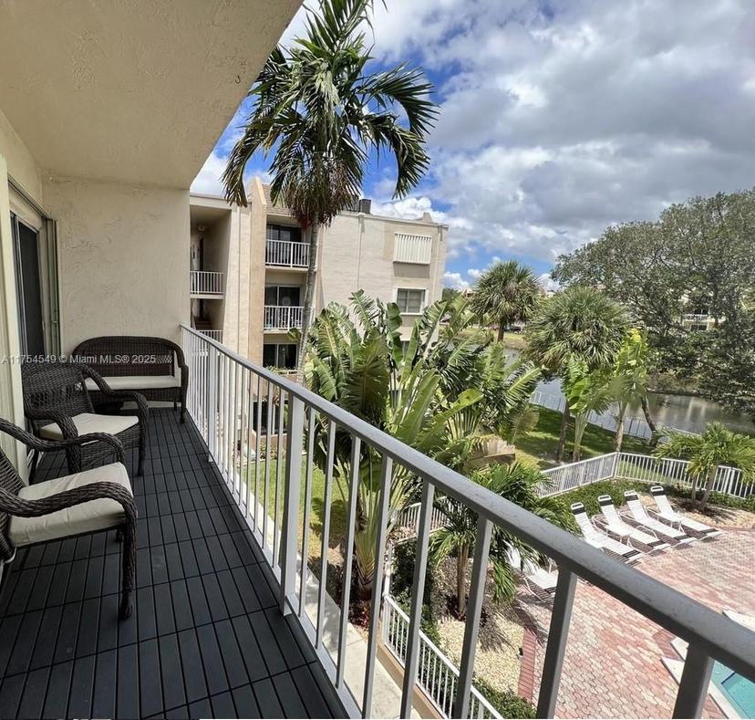 Picture of 7755 SW 86Th St # 301, Miami FL 33143
