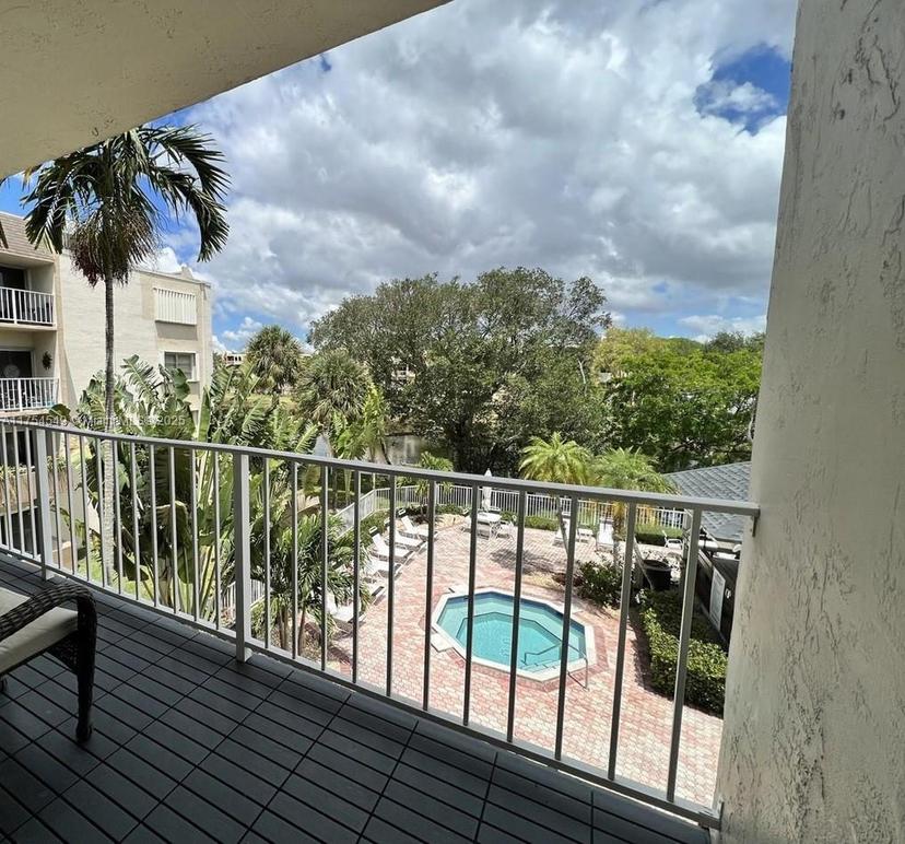 Picture of 7755 SW 86Th St # 301, Miami FL 33143