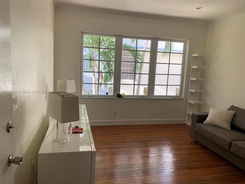 Picture of 828 Euclid Ave # 10, Miami Beach FL 33139