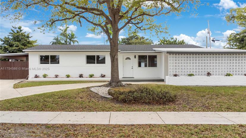 Picture of 9550 Bahama Dr, Cutler Bay FL 33189