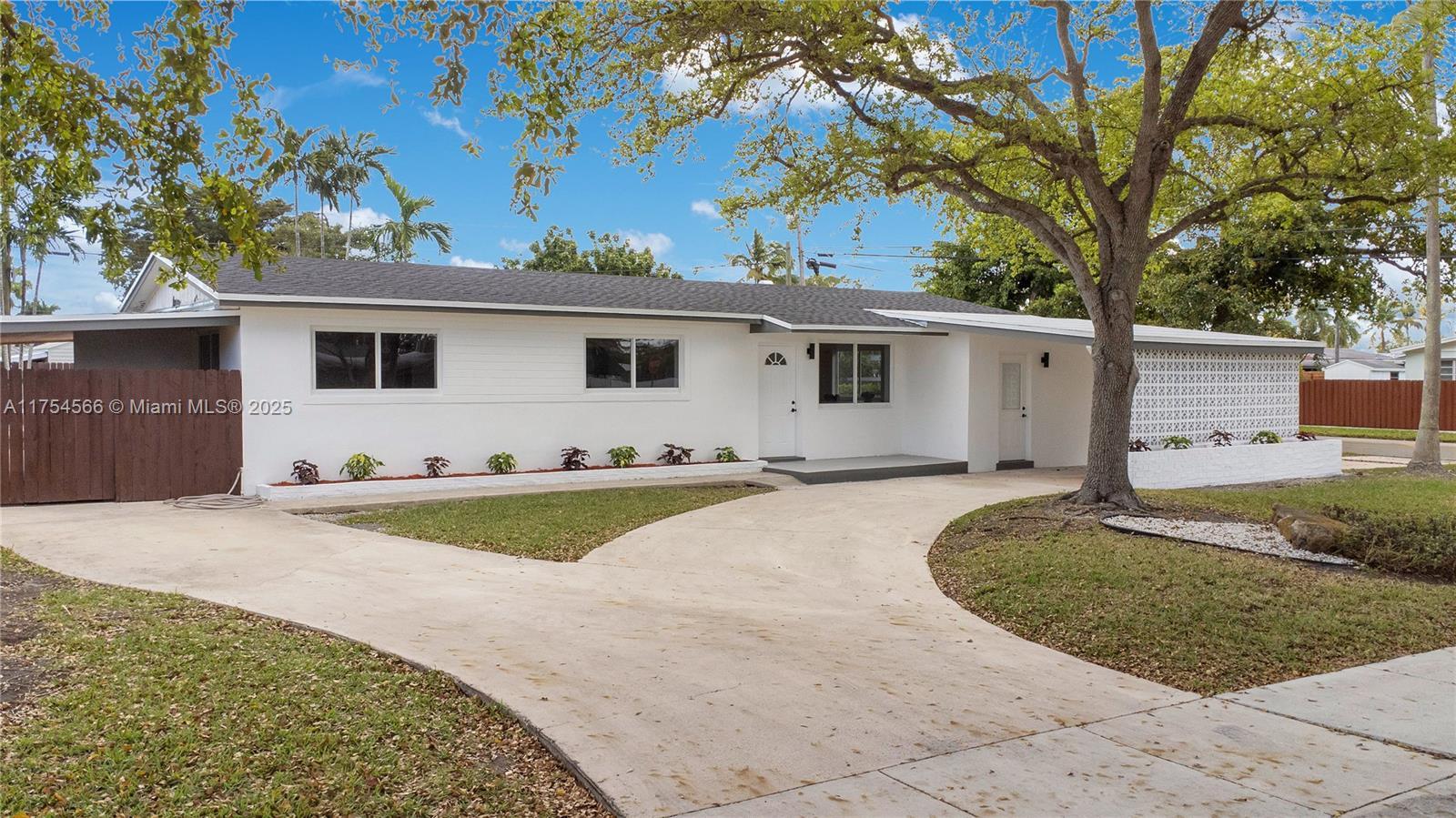 Picture of 9550 Bahama Dr, Cutler Bay, FL 33189