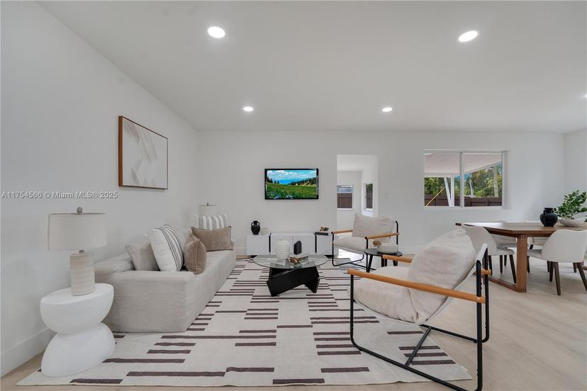 Picture of 9550 Bahama Dr, Cutler Bay FL 33189