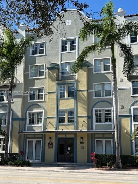 Picture of 533 NE 3Rd Ave # 404, Fort Lauderdale, FL 33301