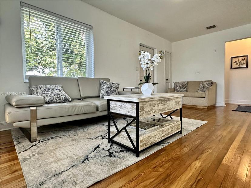 Picture of 6750 SW 31St St, Miami FL 33155