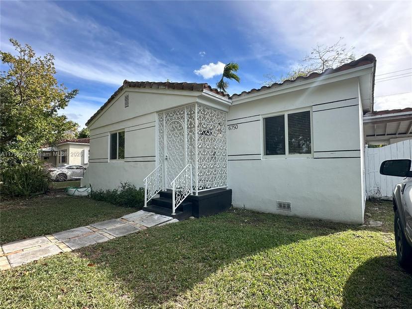Picture of 6750 SW 31St St, Miami FL 33155