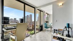 Picture of 555 NE 15Th St # 32K, Miami, FL 33132
