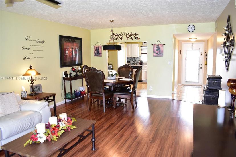 Picture of 9320 Sunrise Lakes Blvd # 306, Sunrise FL 33322