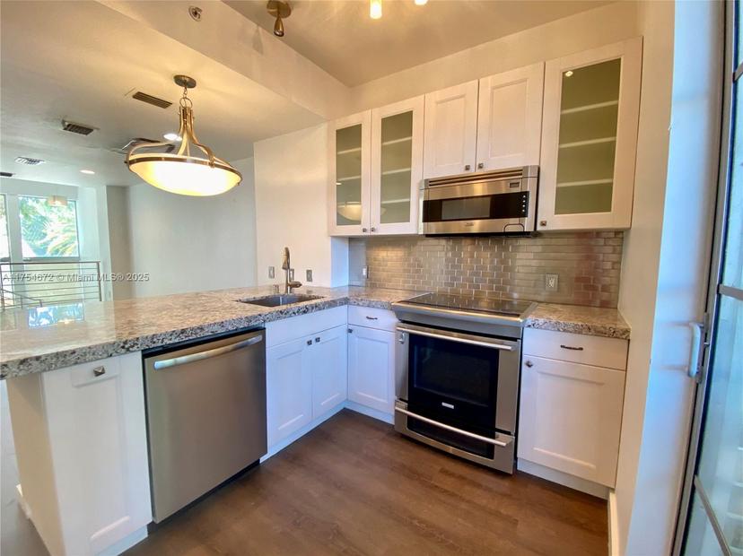 Picture of 1600 Michigan Ave # 8, Miami Beach FL 33139