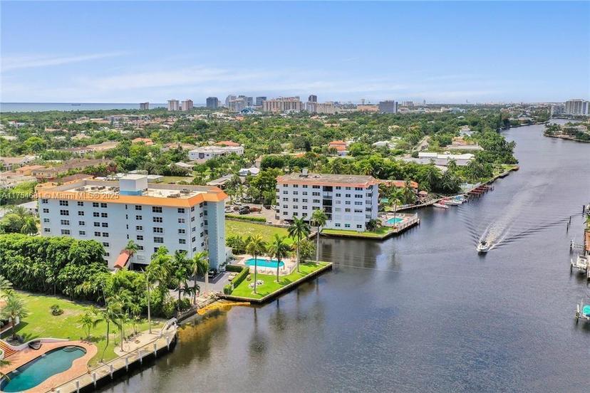 Picture of 1881 Middle River Dr. # 402, Fort Lauderdale FL 33305