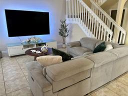 Picture of 3544 W 88Th Ter # 1, Hialeah, FL 33018