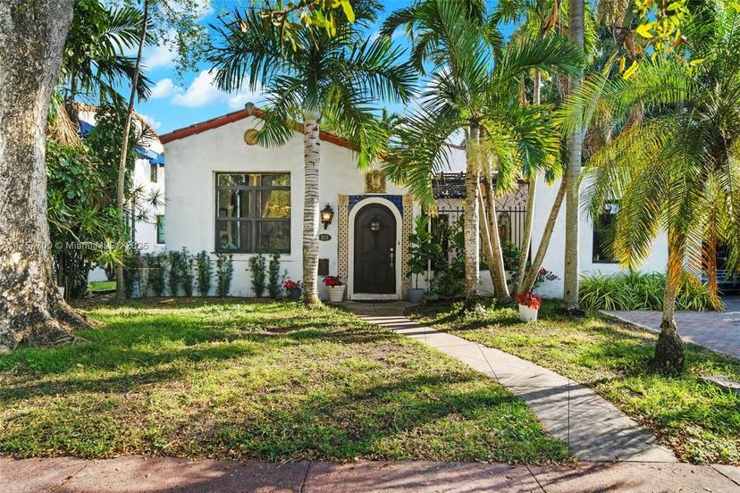Picture of 322 Viscaya Ave, Coral Gables FL 33134