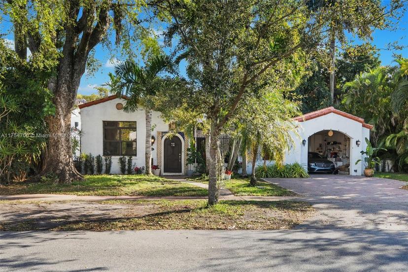Picture of 322 Viscaya Ave, Coral Gables FL 33134