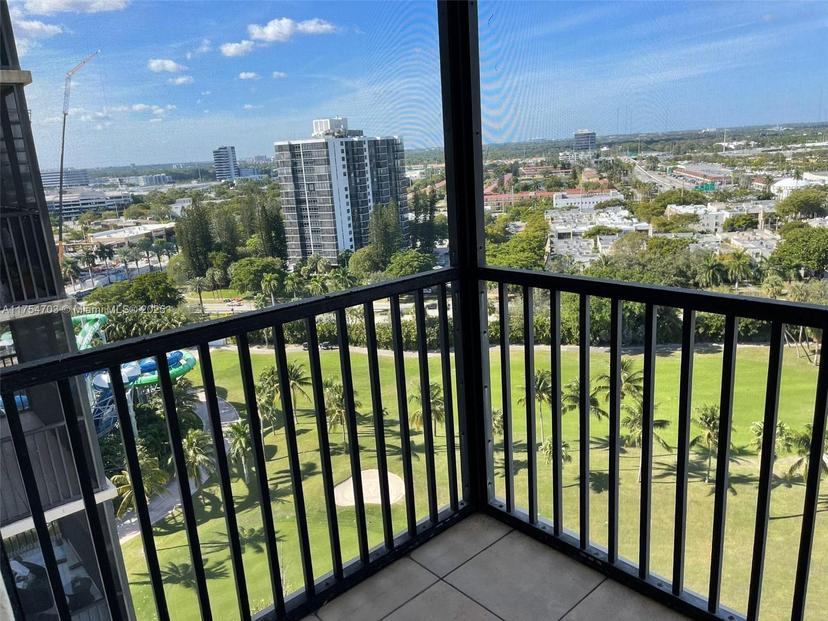 Picture of 20335 W Country Club Dr # 1701, Aventura FL 33180