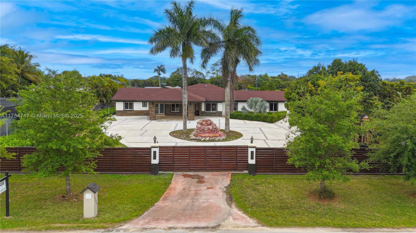 Picture of 19390 SW 312Th St, Homestead, FL 33030