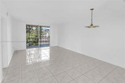 Picture of 2905 Point East Dr # L311, Aventura, FL 33160