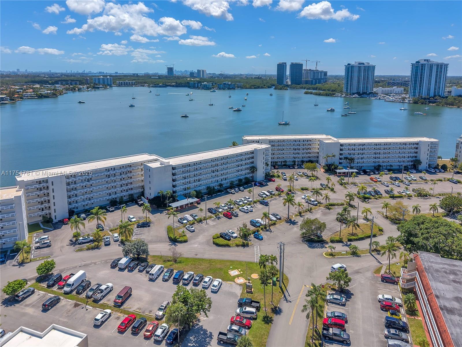 Picture of 2905 Point East Dr # L311, Aventura, FL 33160