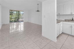 Picture of 2905 Point East Dr # L311, Aventura, FL 33160