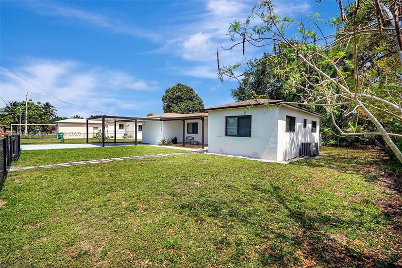 Picture of 1625 NW 147Th St Dr, Miami FL 33167