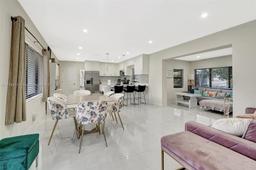 Picture of 1625 NW 147Th St Dr, Miami, FL 33167