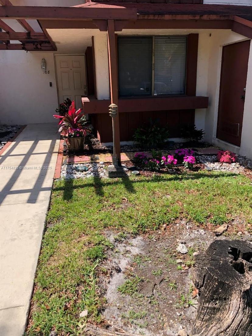 Picture of 600 NW 210Th St # 28, Miami Gardens FL 33169