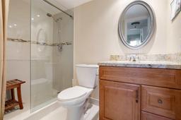 Picture of 8920 Sunrise Lakes Blvd # 101, Sunrise, FL 33322
