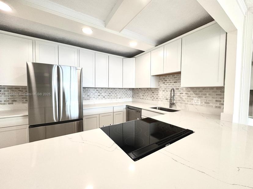 Picture of 3800 S Ocean Dr # 1707, Hollywood FL 33019
