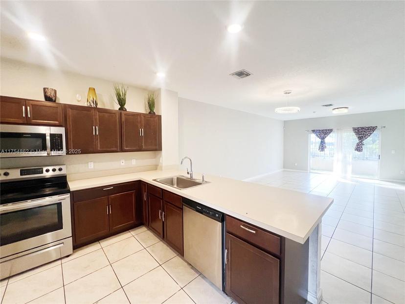 Picture of 18216 NW 29Th Ct # 18216, Miami Gardens FL 33056