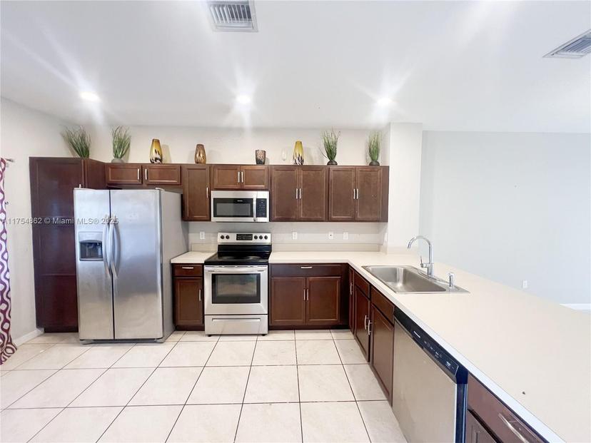 Picture of 18216 NW 29Th Ct # 18216, Miami Gardens FL 33056