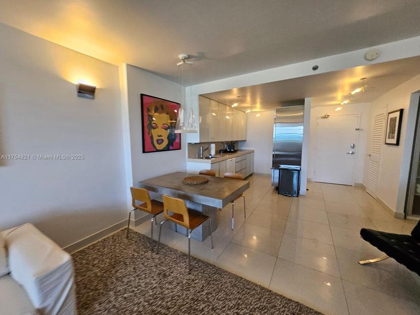 Picture of 100 Lincoln Rd # 1242, Miami Beach FL 33139