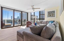 Picture of 20515 E Country Club Dr # 1248, Aventura, FL 33180