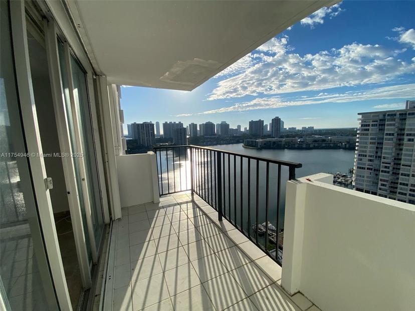 Picture of 2780 NE 183Rd St # 1810, Aventura FL 33160