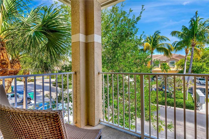 Picture of 154 Village Blvd # J, Tequesta FL 33469