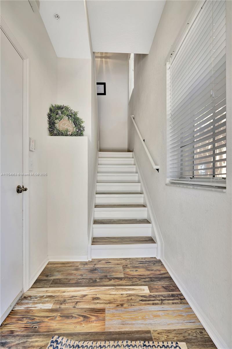 Picture of 154 Village Blvd # J, Tequesta FL 33469