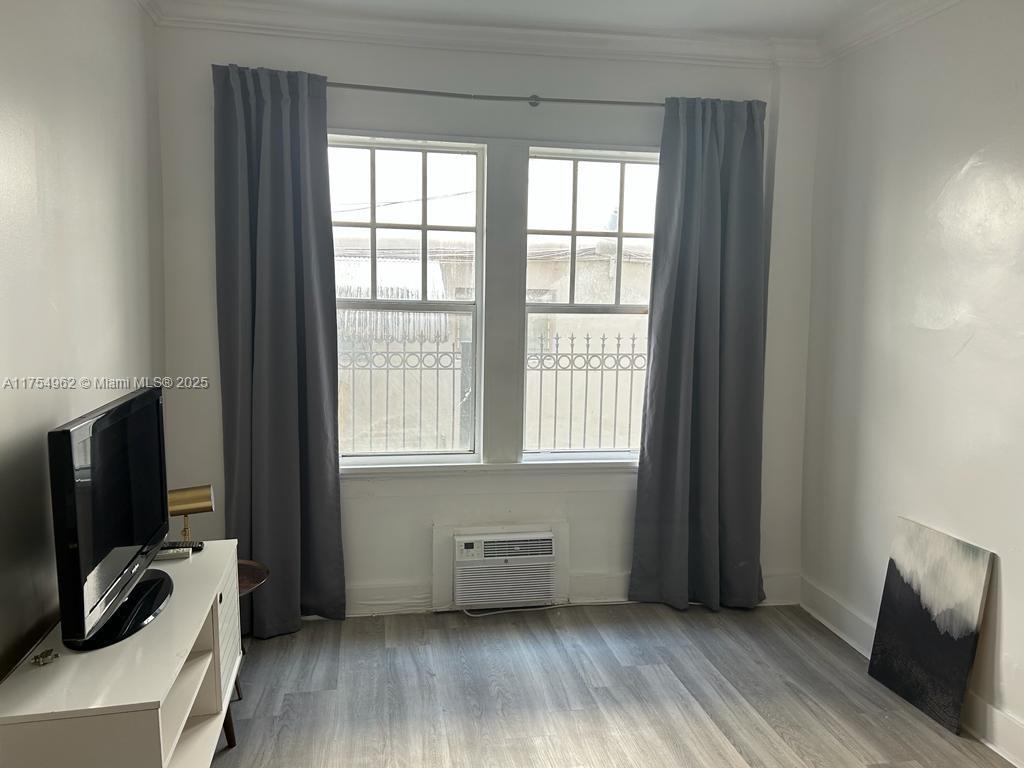 Picture of 1611 Michigan Ave # 7, Miami Beach, FL 33139