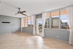 Picture of 2025 NE 164 St # 708, North Miami Beach, FL 33162