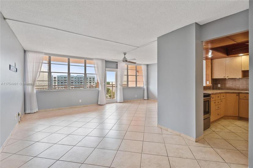 Picture of 2025 NE 164 St # 708, North Miami Beach FL 33162