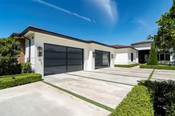 Picture of 11791 NW 6Th Pl, Plantation, FL 33325