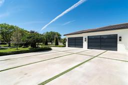 Picture of 11791 NW 6Th Pl, Plantation, FL 33325