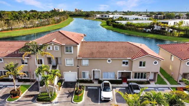 Picture of 174 Riviera Cir # 4, Weston FL 33326