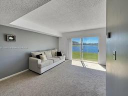 Picture of 174 Riviera Cir # 4, Weston, FL 33326
