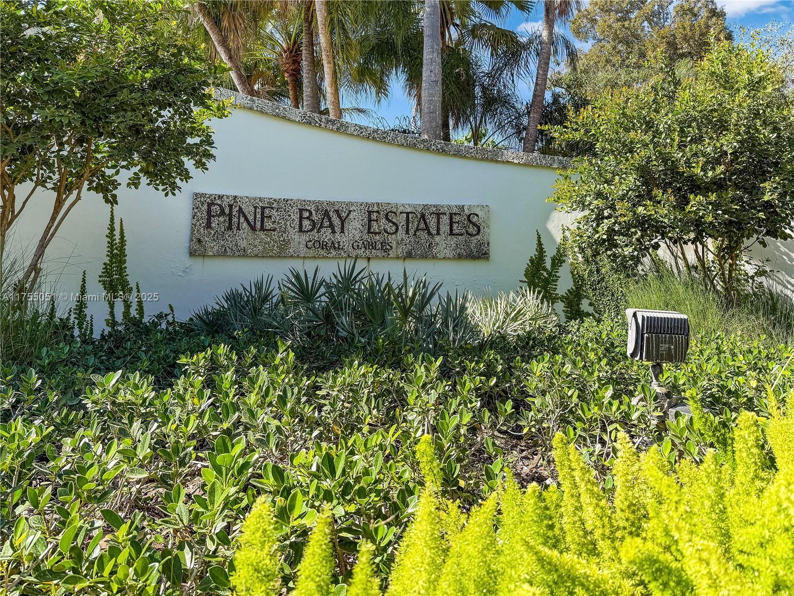 Picture of 5780 Magnolia Ln, Coral Gables, FL 33156