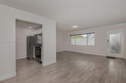 Picture of 300 SW 134Th Way # 203E, Pembroke Pines, FL 33027