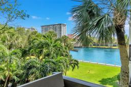 Picture of 2900 NE 14Th St Cswy # 305, Pompano Beach, FL 33062