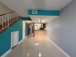 Picture of 2211 W 52Nd St # 211, Hialeah, FL 33016