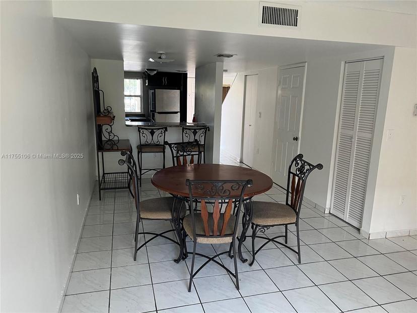 Picture of 2600 NW 28Th St # 2, Miami FL 33142